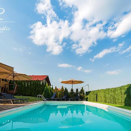 Вила Рустик / Villa Rustic Kyustendil ภายนอก รูปภาพ
